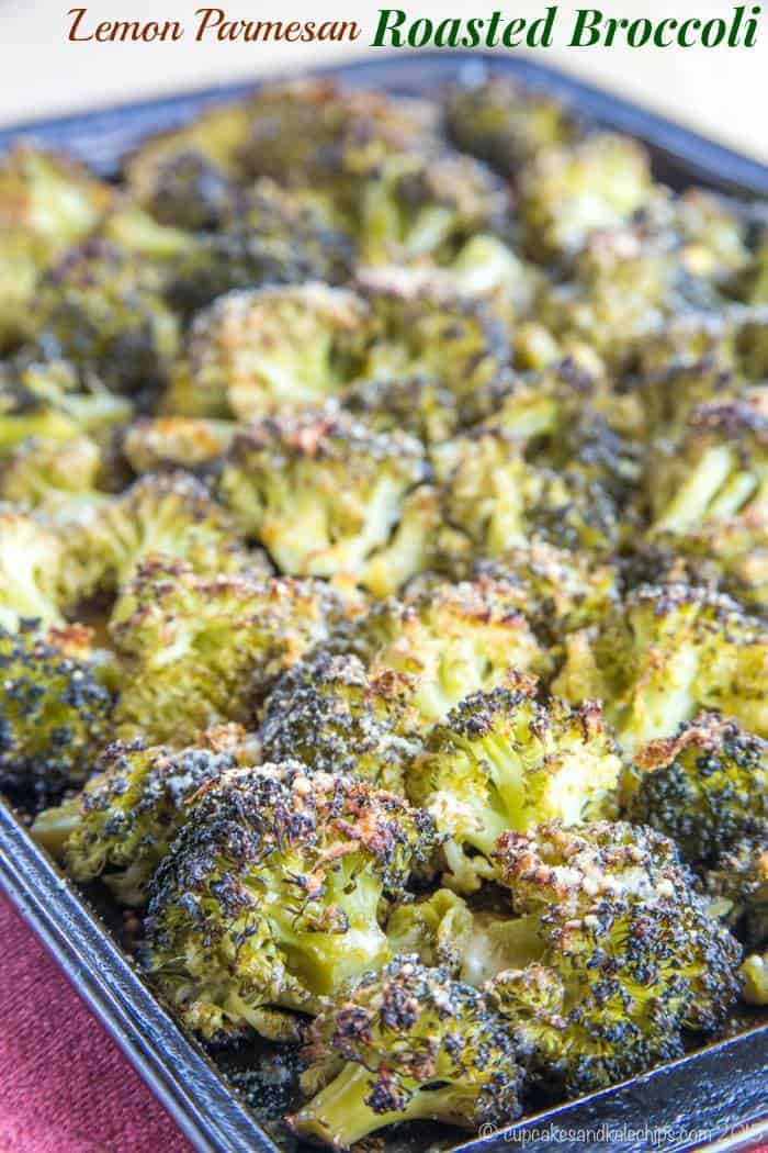 Lemon Parmesan Roasted Broccoli - a healthy and simple side dish with tons of flavor. A family favorite recipe that even gets the picky eaters to eat their veggies. | cupcakesandkalechips.com | gluten free, low carb