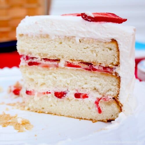 Fresh Strawberries and Cream Cake - Cupcakes & Kale Chips