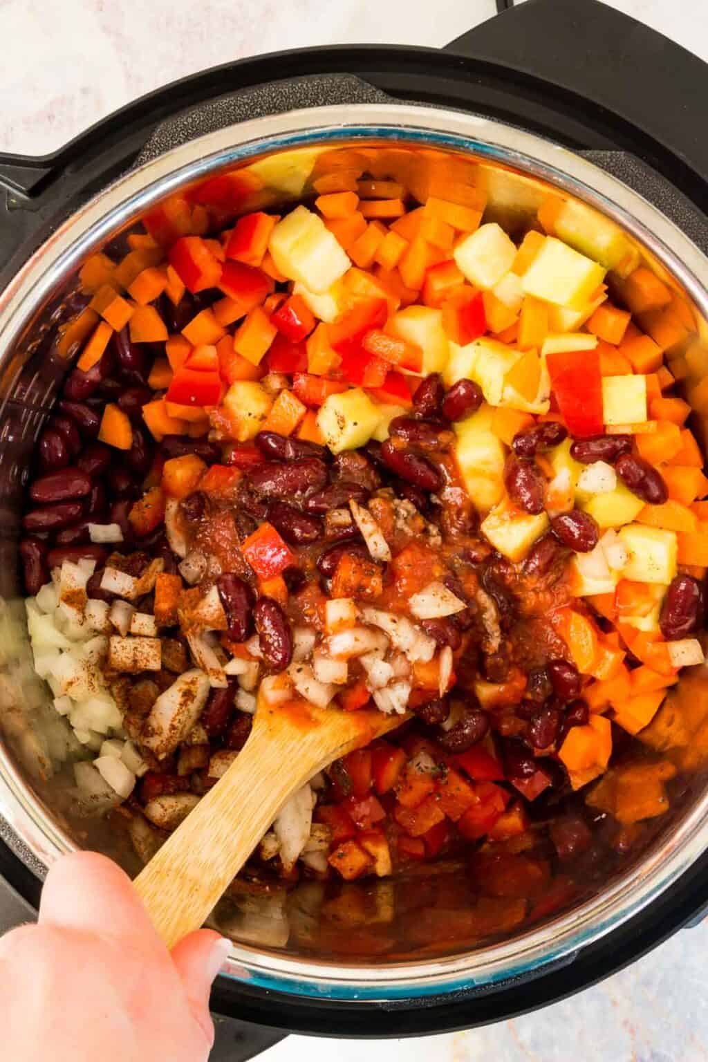 Slow Cooker Hawaiian Chili Recipe Cupcakes & Kale Chips