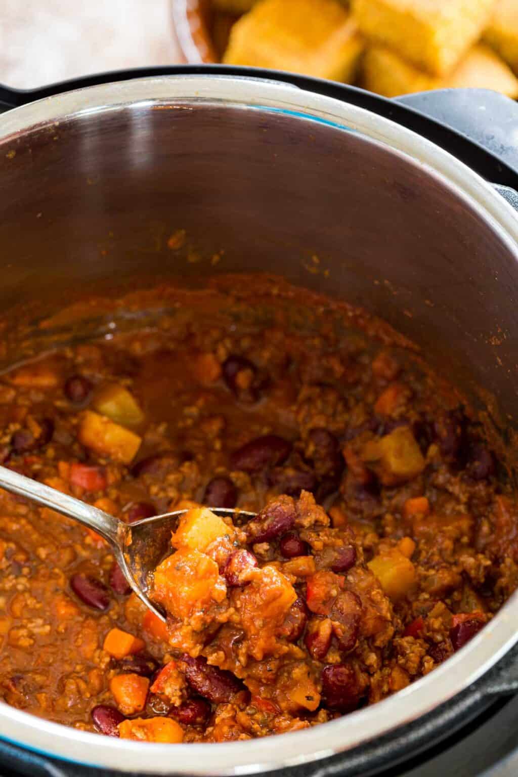 Slow Cooker Hawaiian Chili Recipe Cupcakes & Kale Chips