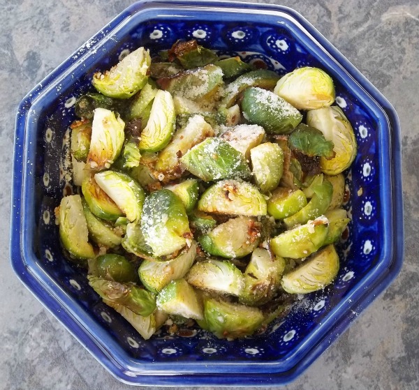 Roasted Brussels Sprouts with Garlic