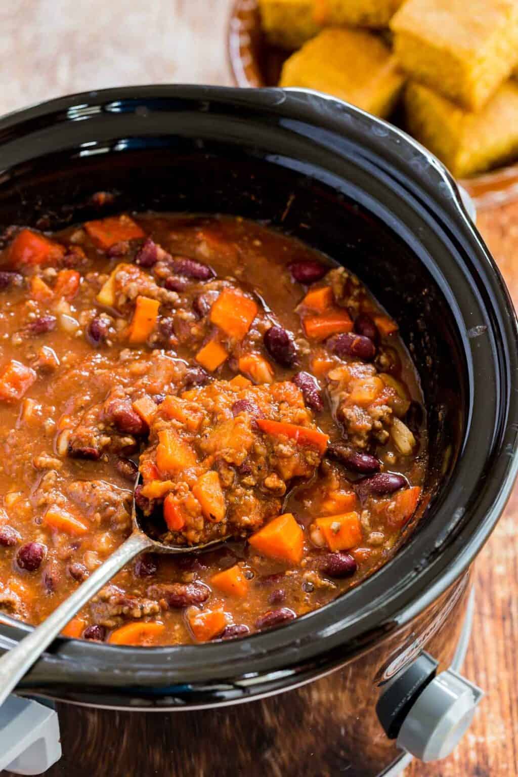 Slow Cooker Hawaiian Chili Recipe Cupcakes & Kale Chips