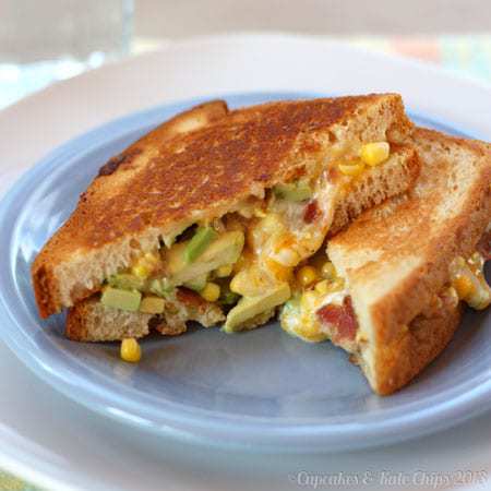 The Bug's Ultimate Bacon, Corn & Avocado Grilled Cheese | cupcakesandkalechips.com | #grilledcheese #bacon #avocado #glutenfree