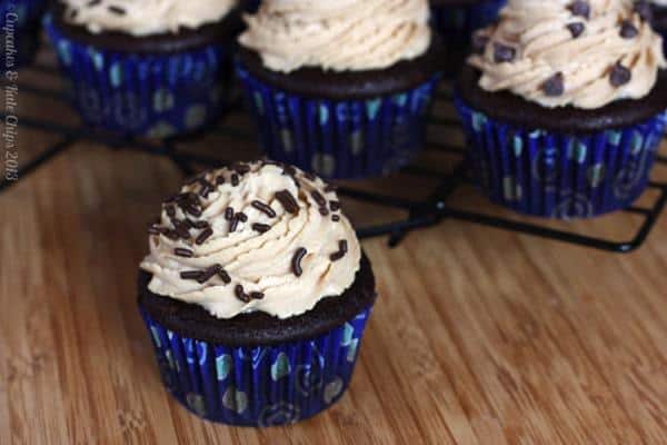 The Bug's Ultimate {Healthier} Funky Monkey Chocolate Cupcakes | cupcakesandkalechips.com | #cupcakes #peanutbutter #chocolate