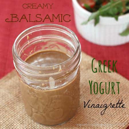 Creamy Balsamic Greek Yogurt Vinaigrette Salad Dressing | cupcakesandkalechips.com | #glutenfree #greekyogurt #balsamicvinegar