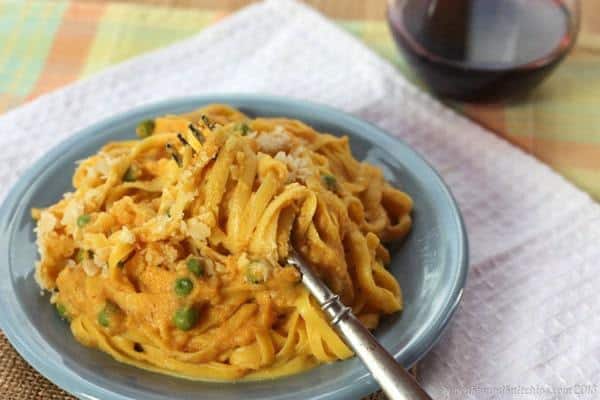 Fettuccine Pumpkin Cauli-Fredo - you won't believe how amazing this cauliflower alfredo recipe is! 