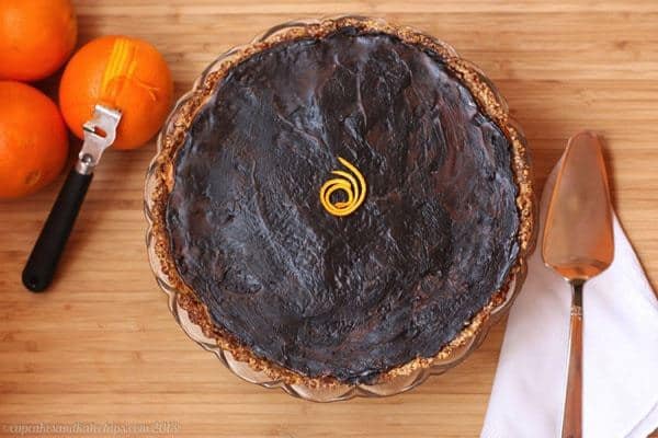 Dark Chocolate Orange Ricotta Tart with Honey Almond Crust | cupcakesandkalechips.com | #grainfree #glutenfree #dessert