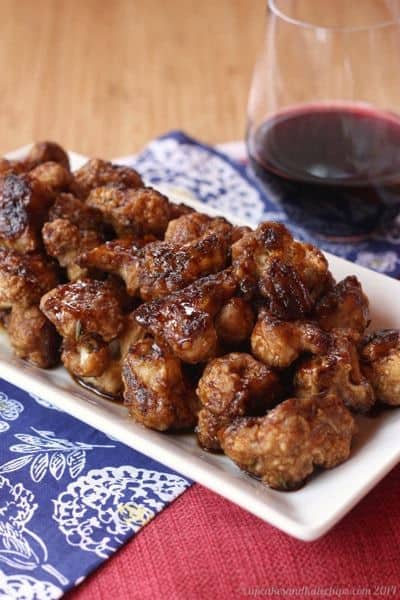 Balsamic Glazed Cauliflower "Wings" - a fun veggetable side dish or appetizer recipe that vegans and carnivores alike will devour. | cupcakesandkalechips.com | gluten free, vegetarian, vegan