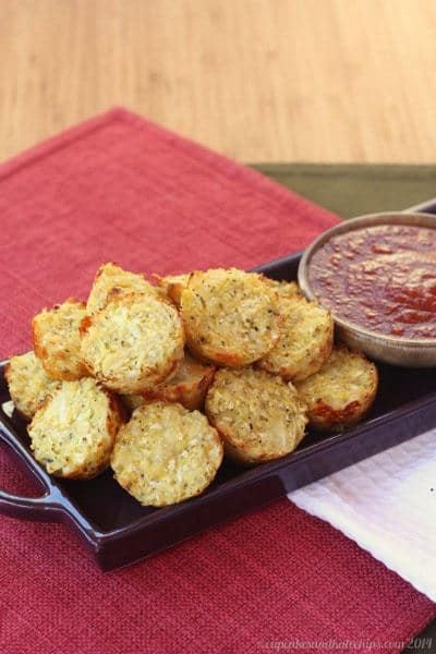 Parmesan Mozzarella Baked Cauli-Tots (aka Pizza-Tots) | cupcakesandkalechips.com | #cauliflower #glutenfree #sidedish #vegetables