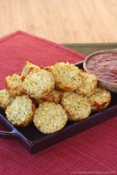 Parmesan Mozzarella Baked Cauli-Tots (aka Pizza-Tots) | cupcakesandkalechips.com | #cauliflower #glutenfree #sidedish #vegetables