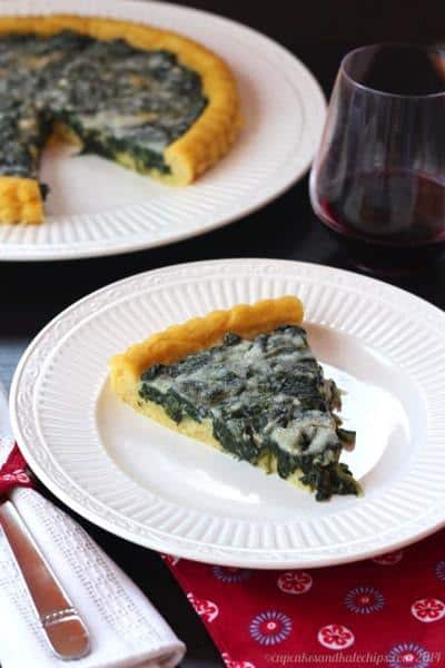 Polenta Crust Creamed Spinach Tart | cupcakesandkalechips.com | #vegetarian #glutenfree #sidedish 