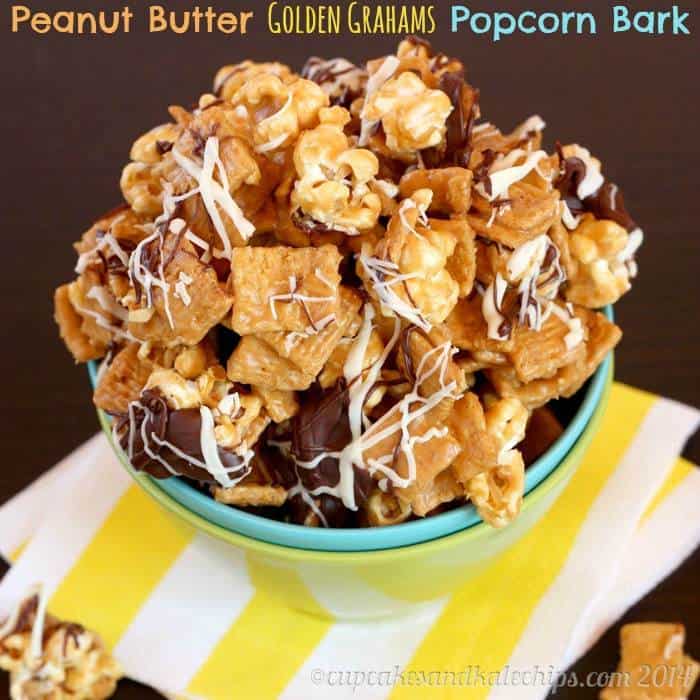 Peanut Butter Golden Grahams Popcorn Bark - a sweet and salty, totally addictive crunchy snack drizzled with chocolate | cupcakesandkalechips.com 