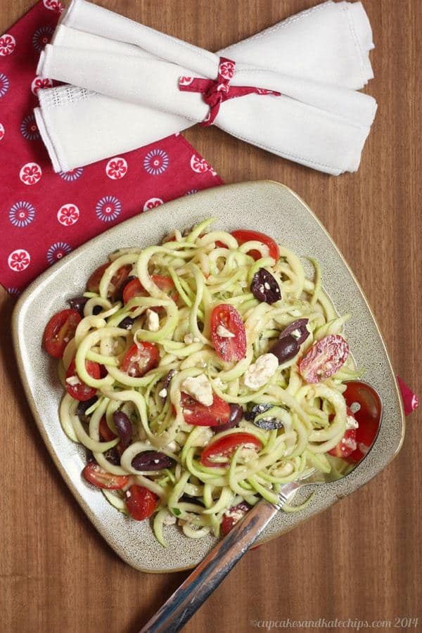 Zucchini Noodles (Zoodles) Greek Salad - Cupcakes & Kale Chips