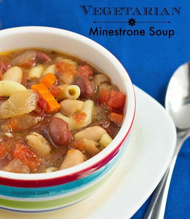 Easy Vegetarian Minestrone Soup - fast comfort food for busy nights | It's Yummi for cupcakesandkalechips.com 