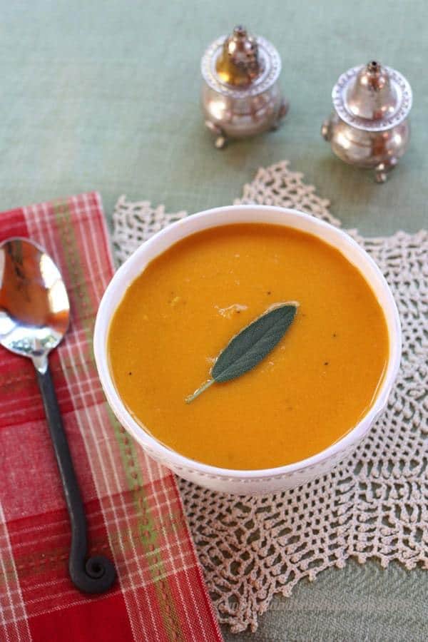 Healthy Butternut Squash Soup Recipes | Homemade Recipes http://homemaderecipes.com/healthy/butternut-squash-soup-recipes