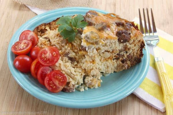 Cauliflower Hash Browns Slow Cooker Breakfast Casserole - an easy recipe to feed a crowd | cupcakesandkalechips.com | gluten free, low carb