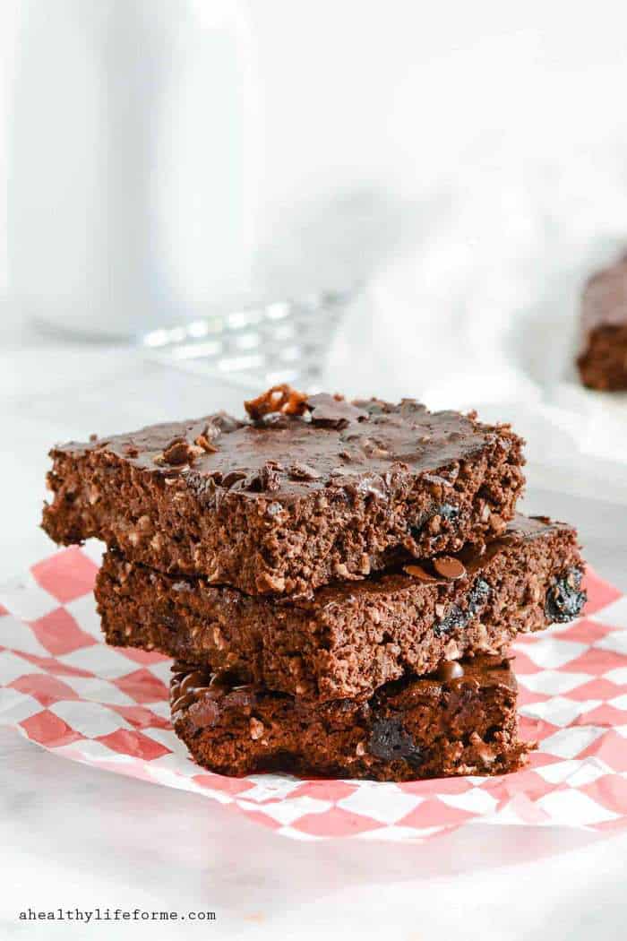 Double Chocolate Coconut Protein Brownies are a healthy indulgence filled with fiber and antioxidants, but gluten free and vegan! | ahealthylifeforme.com for cupcakesandkalechips.com | #EatHealthy15
