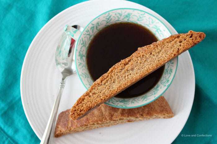 Snickerdoodle Biscotti, a twist on the classic Snickerdoodles cookies, are the perfect treat with a cup of coffee or tea - crunchy, spicy & sweet! | loveandconfections.blogspot.com for cupcakesandkalechips.com