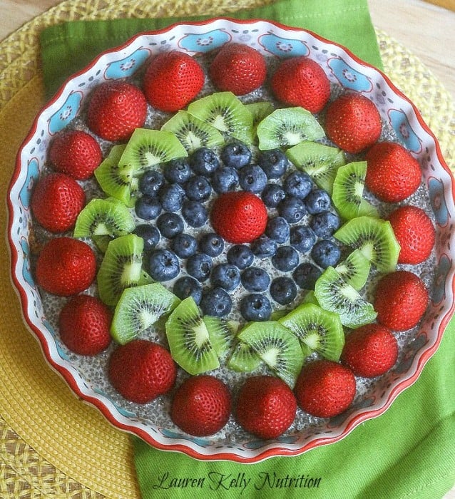 chia-pudding-pie