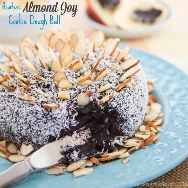 Flourless Almond Joy Cookie Dough Ball has the classic combination of chocolate, coconut, and almonds in a decadent dessert dip that's secretly healthy! | cupcakesandkalechips.com | gluten free, vegan
