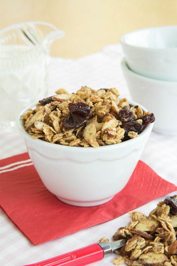 Cherry Vanilla Almond Granola - sweet and nutty with lots of crunch and chewy bits. Perfect for topping your yogurt! | cupcakesandkalechips.com | gluten free, vegan recipe