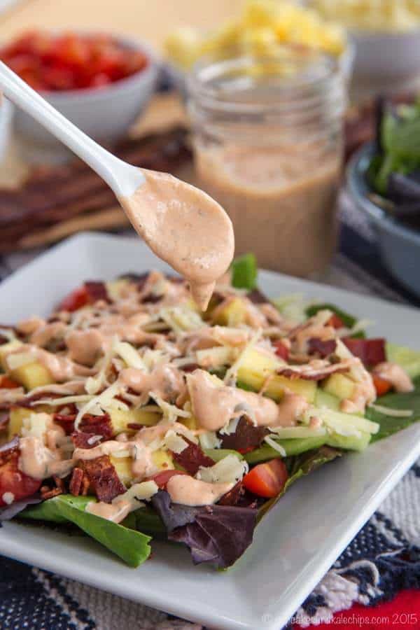 Greek Yogurt Barbecue Ranch Dressing - you just need basic ingredients to put a healthy and tangy twist on the classic Ranch salad dressing recipe for dipping veggies or drizzling over salads. | cupcakesandkalechips.com | gluten free, low carb recipe