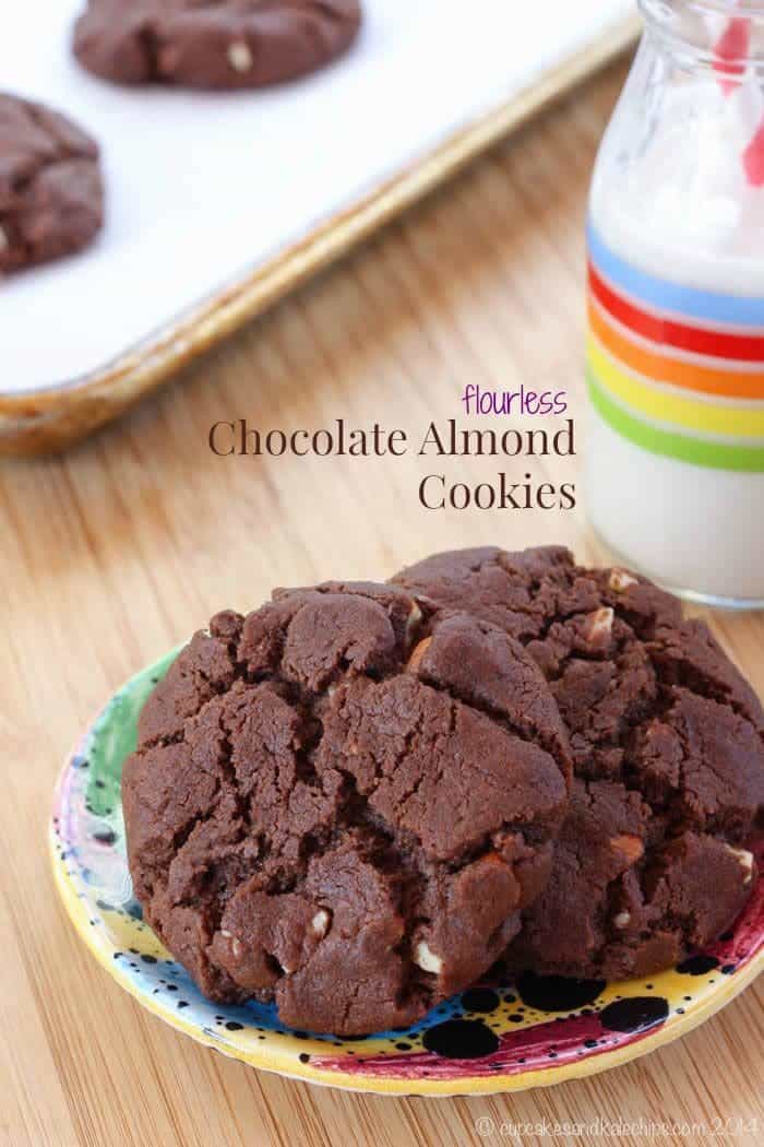 Flourless Chocolate Almond Cookies - rich, chocolaty cookies with nutty crunch. Plus naturally gluten free and dairy free. The kids will love these as a snack! | cupcakesandkalechips.com