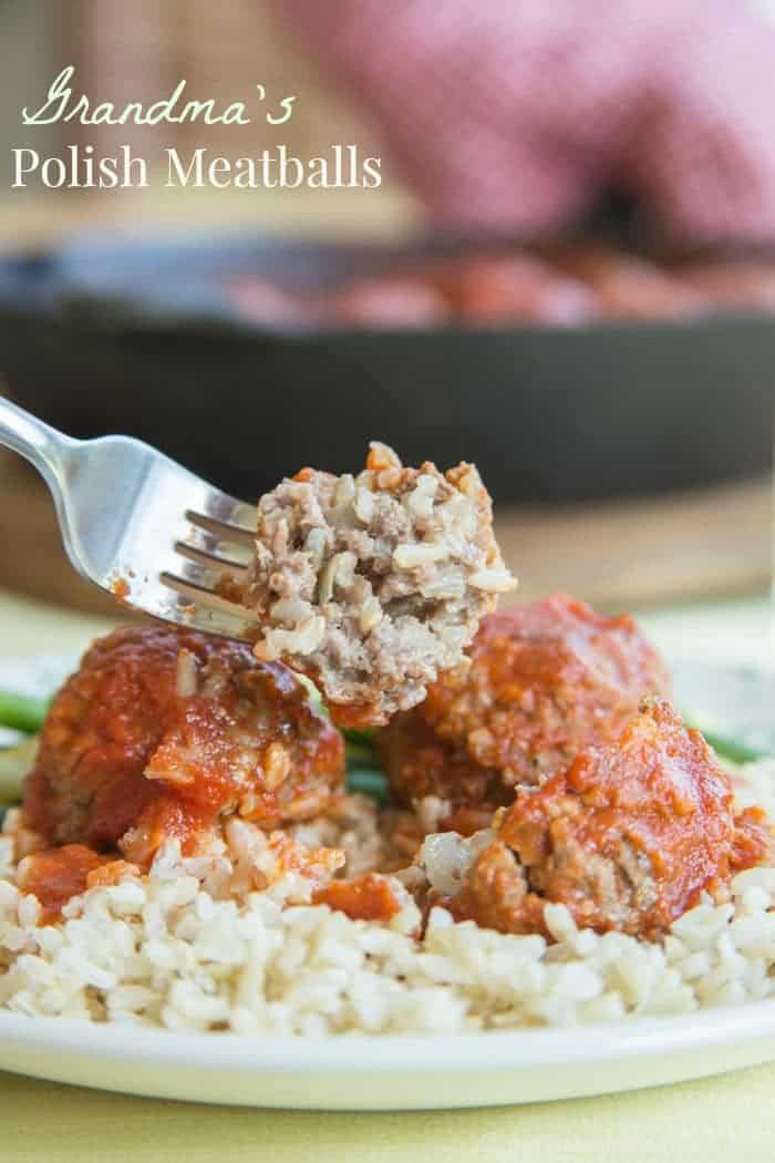 Grandma's Polish Meatballs (aka "Porcupine Meatballs") - whenever my grandma made her traditional stuffed cabbage, she would take some of the savory meat filling and make these for me for Sunday supper. | cupcakesandkalechips.com | gluten free recipe