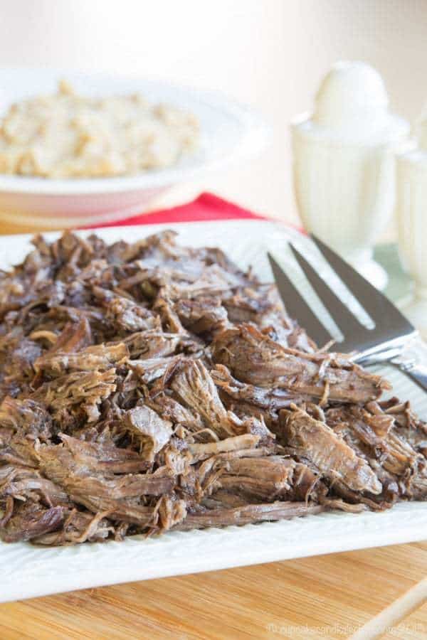 Slow Cooker Cranberry Balsamic Beef - just four ingredients in this easy slow cooker recipe for a tender, fall apart beef roast. #SundaySupper with #GalloFamily #ad | cupcakesandkalechips.com | gluten free