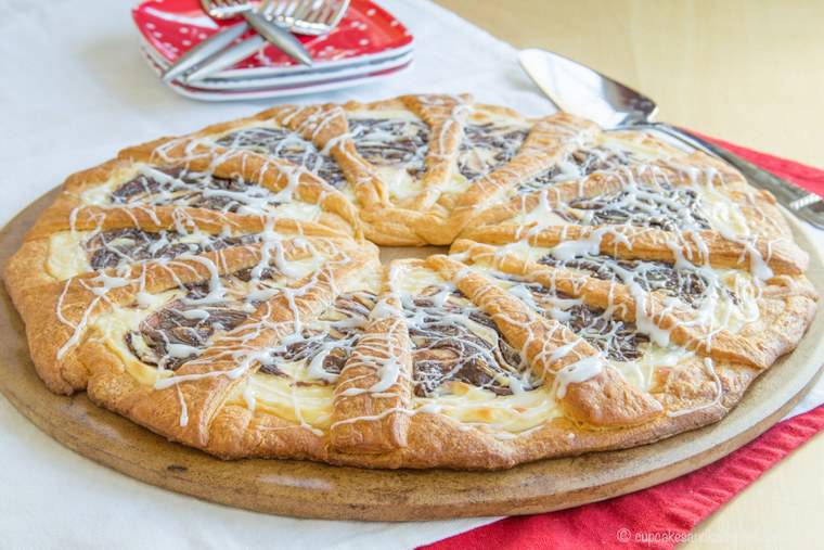 Nutella Cheese Danish Ring