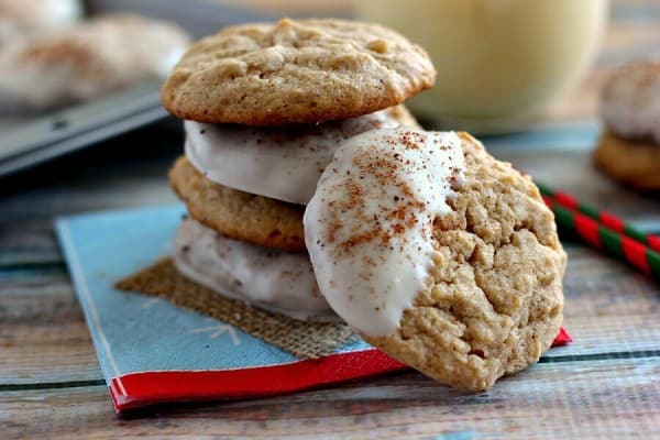 white-chocolate-dipped-eggnog-cookies4