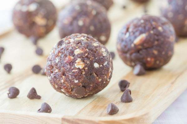 Cherry Chocolate Chip Energy Balls - an easy healthy snack recipe with only a few ingredients that's nut-free and can be made gluten free and vegan. | cupcakesandkalechips.com