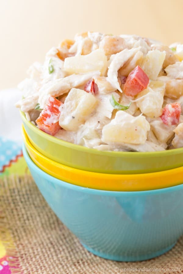 Tropical Chicken Salad - pineapple and macadamia nuts add fresh and fruity flair to your usual chicken salad recipe while Greek yogurt makes it light and healthy, Made with @dolesunshine #SharetheSunshine #ad | cupcakesandkalechips.com | gluten free, grain free, high protein, low carb