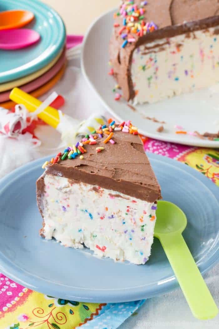 Quick and easy Ice Cream Cake Recipe - Mom vs the Boys