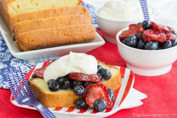 Gluten Free Potato Pound Cake with Berries and Greek Yogurt - a simple and delicious slice topped with plenty of fresh strawberries and blueberries is a perfect summer dessert recipe. | cupcakesandkalechips.com