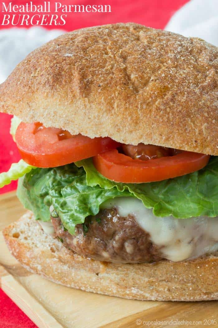 Meatball Parmesan Burgers - transform the classic Italian comfort food recipe into a juicy hamburger topped with tomato sauce and cheese. | cupcakesandkalechips.com