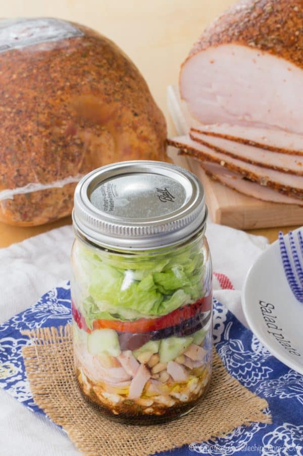 Leftover Turkey Mason Jar Salads – Great for Meal Prep!