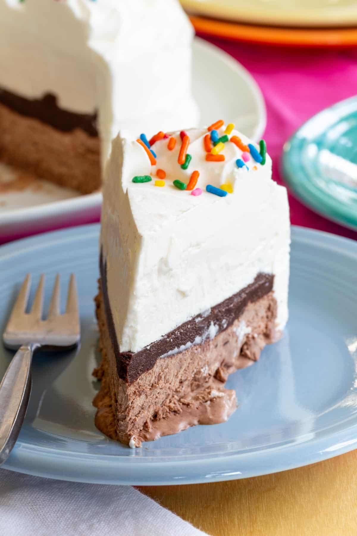 Classic Homemade Ice Cream Cake Made With No Churn Ice Cream 6003