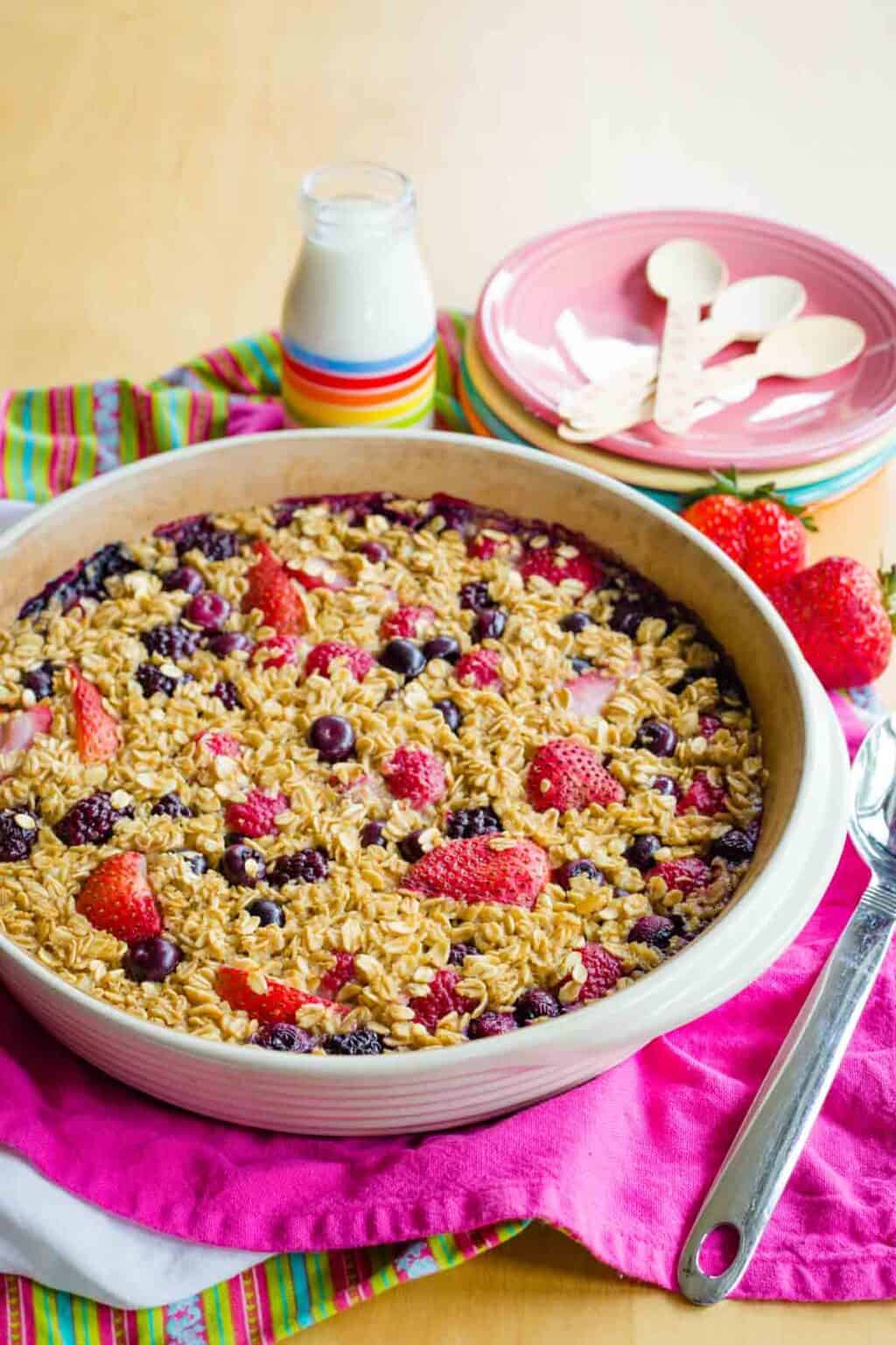 Mixed Berry Baked Oatmeal Cupcakes & Kale Chips