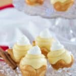 Easy Eggnog Mini Cream Pie Recipe Image with Title