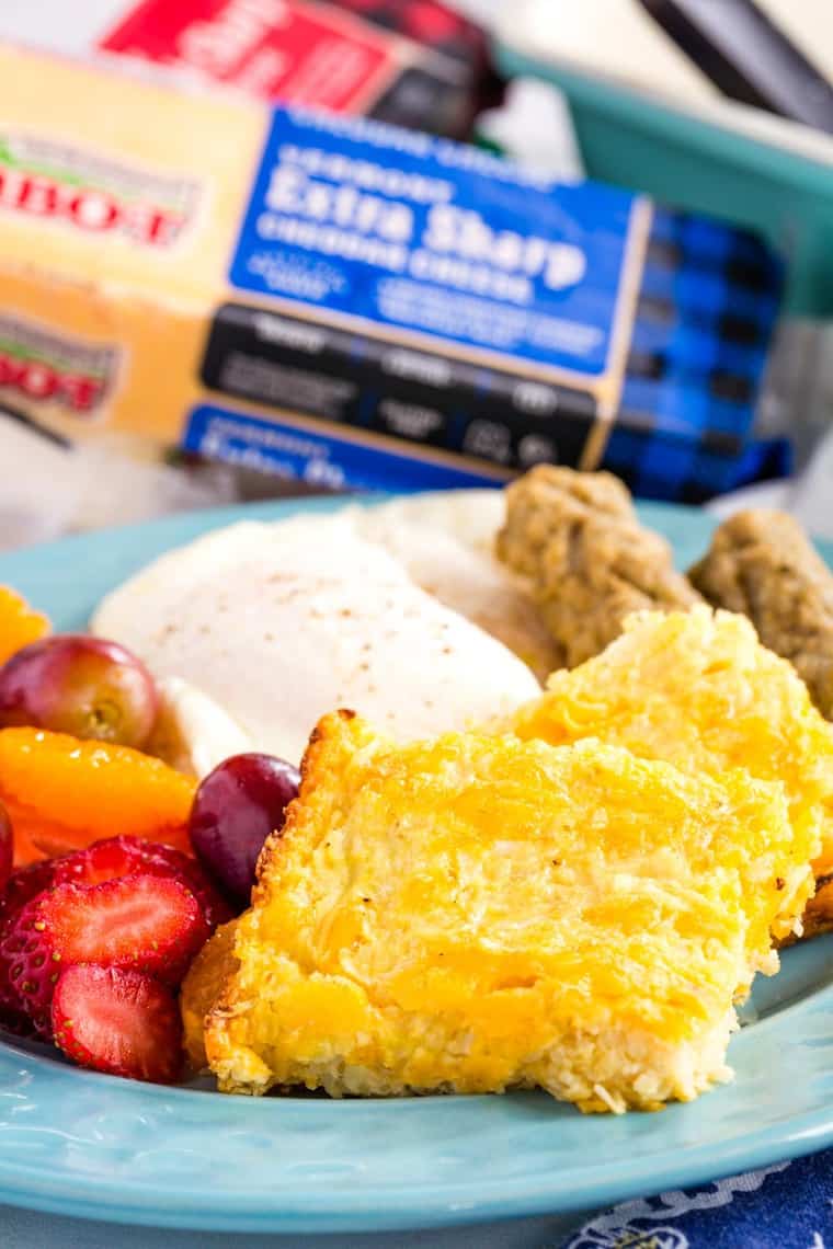 Cheesy Cauliflower Hash Browns Casserole Cupcakes & Kale Chips