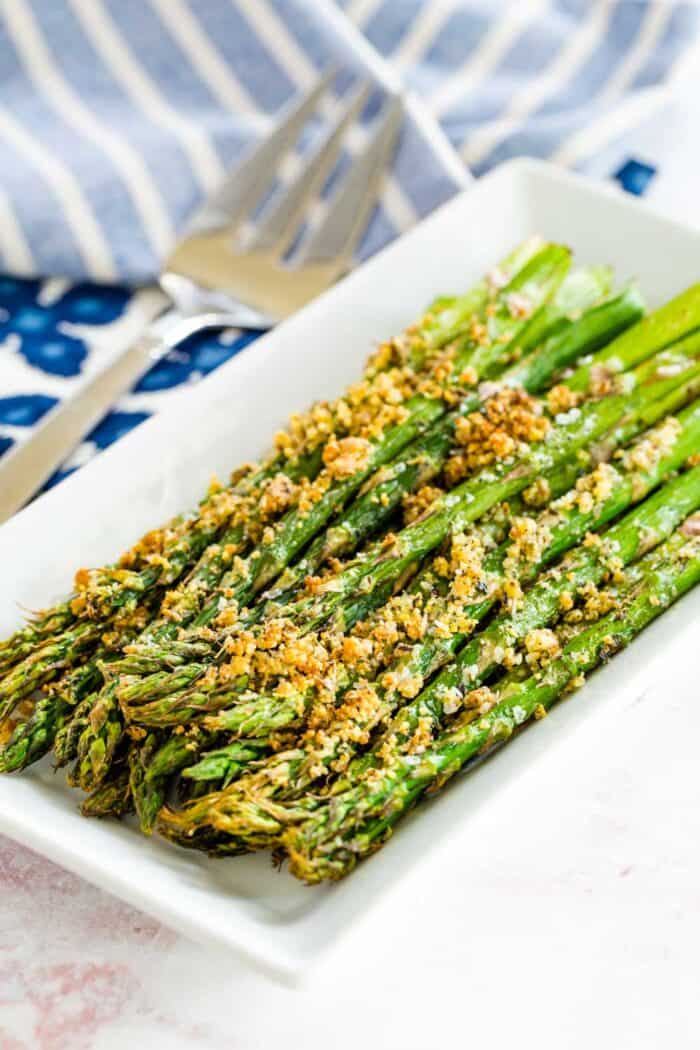 Crisp tender air fryer asparagus cupcakes kale chips