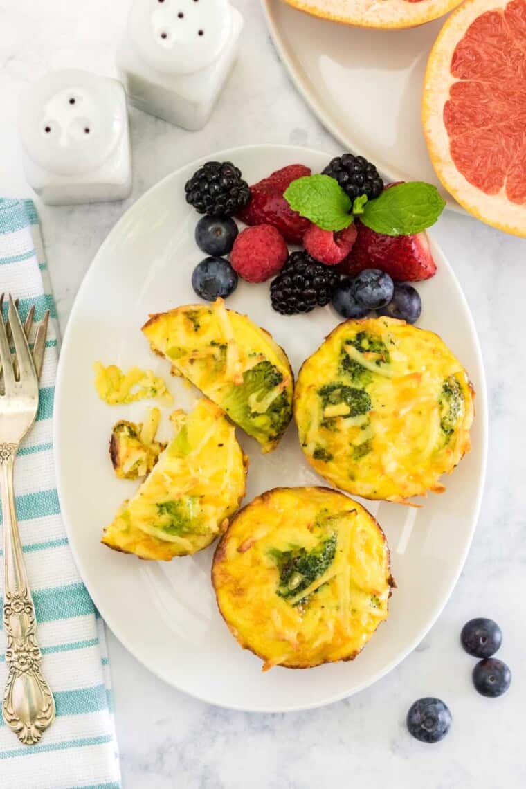 Broccoli Egg Muffins Cupcakes & Kale Chips
