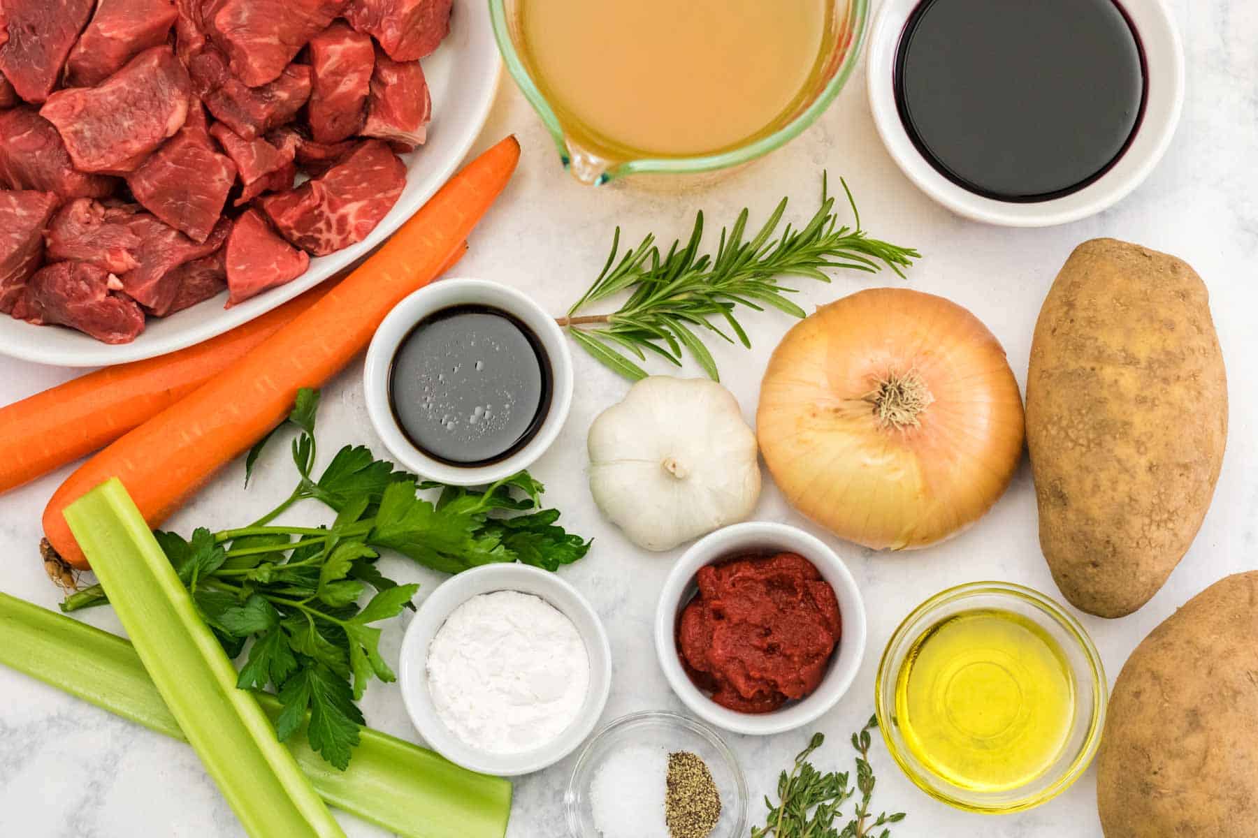 Crock pot beef stew ingredients.