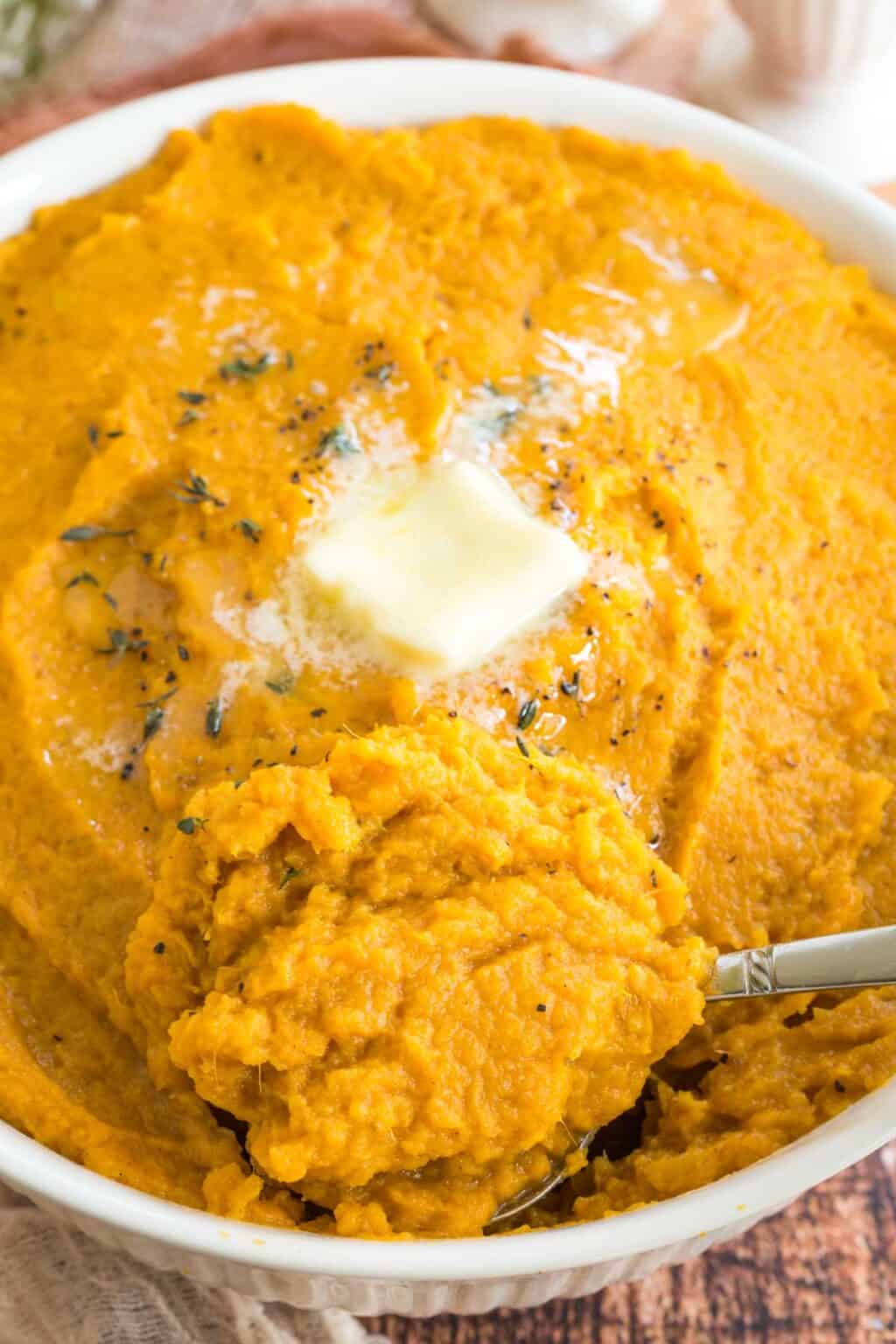 Maple Cinnamon Mashed Sweet Potatoes | Cupcakes & Kale Chips