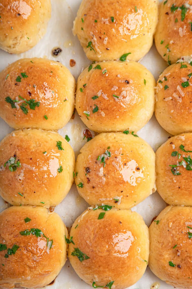 Gluten Free Garlic Rolls Cupcakes & Kale Chips