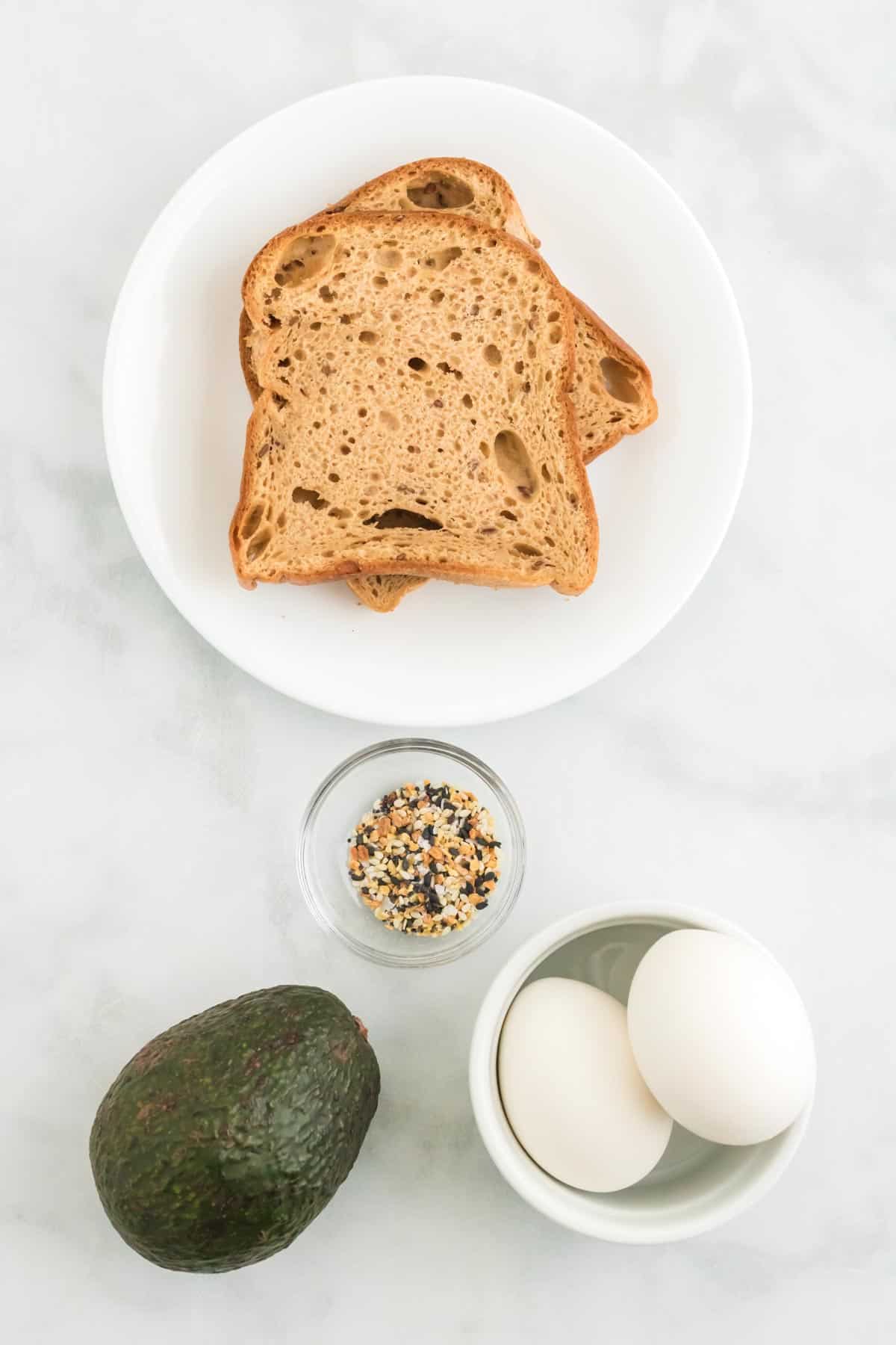 Avocado Toast with Everything Bagel Seasoning #glutenfree