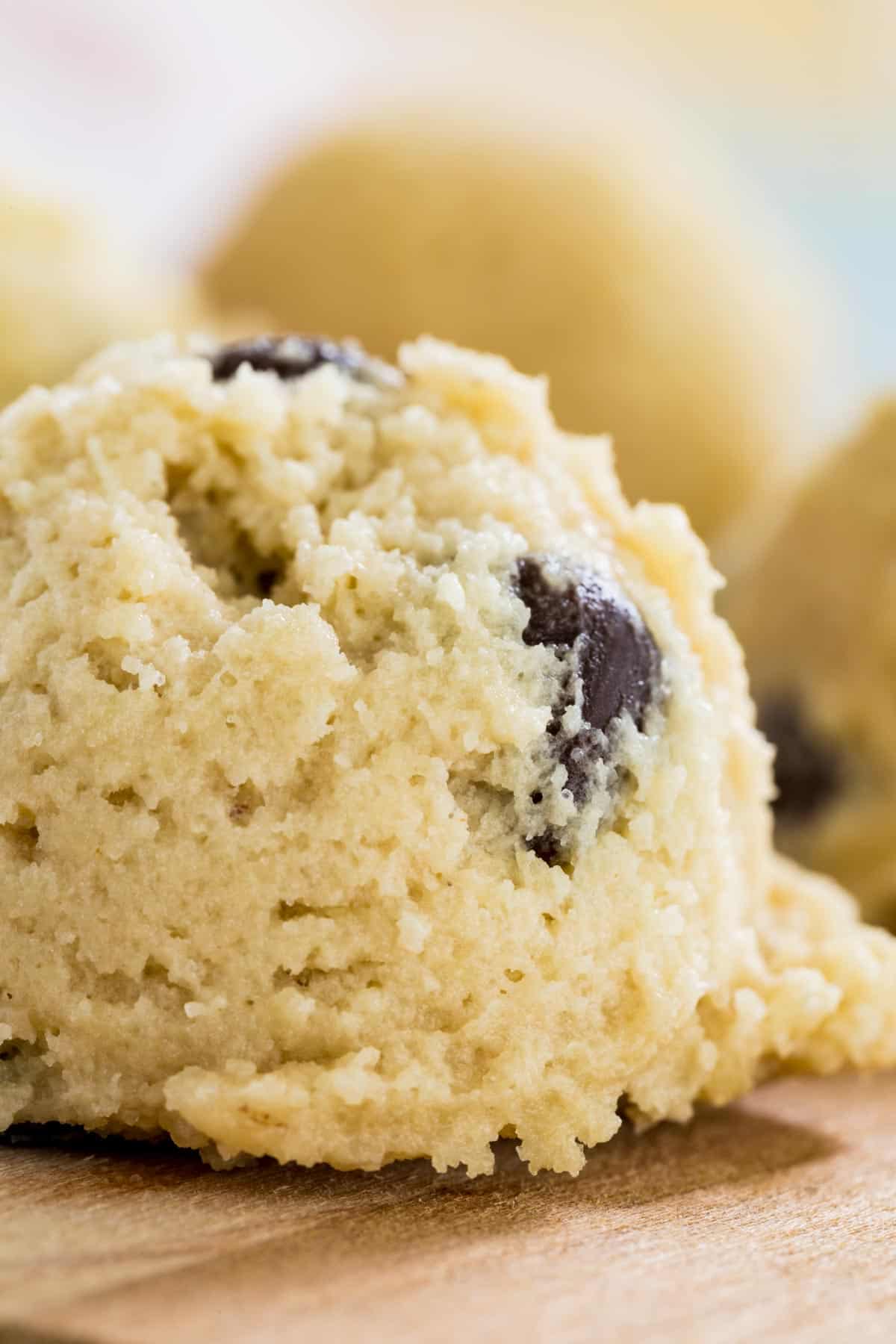 CHOCOLATE CHIP COOKIE DOUGH - Kaleido ScoopsKaleido Scoops