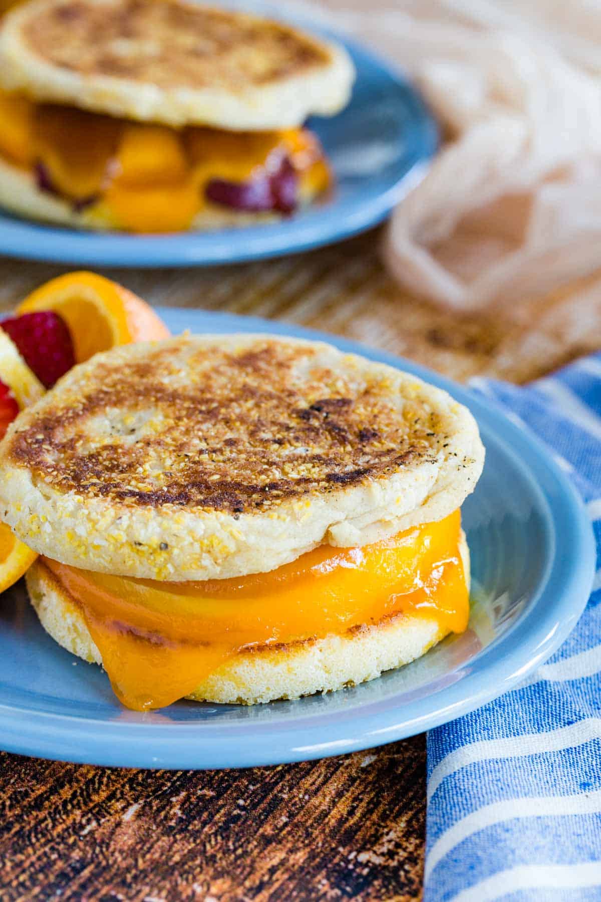 Make-ahead Egg White Breakfast Sandwiches (Gluten-free)