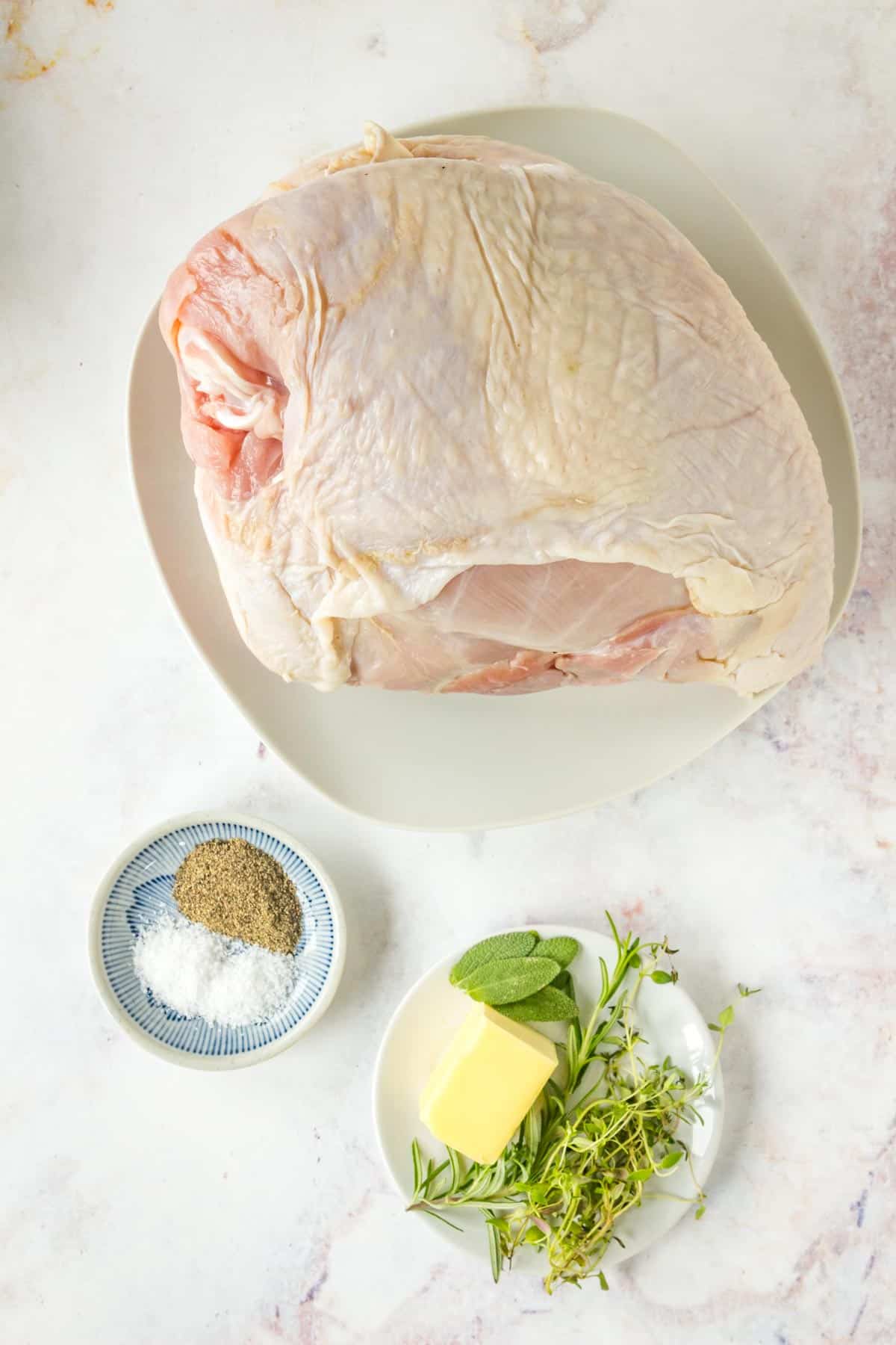 The ingredients for air fryer turkey breast.